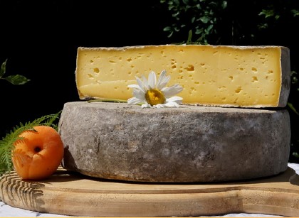 kilaco mondion, queso tipo tomme, 260 grs